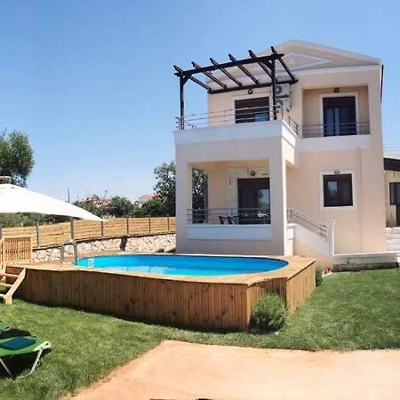 M&M Villa Kathiana Luaran gambar