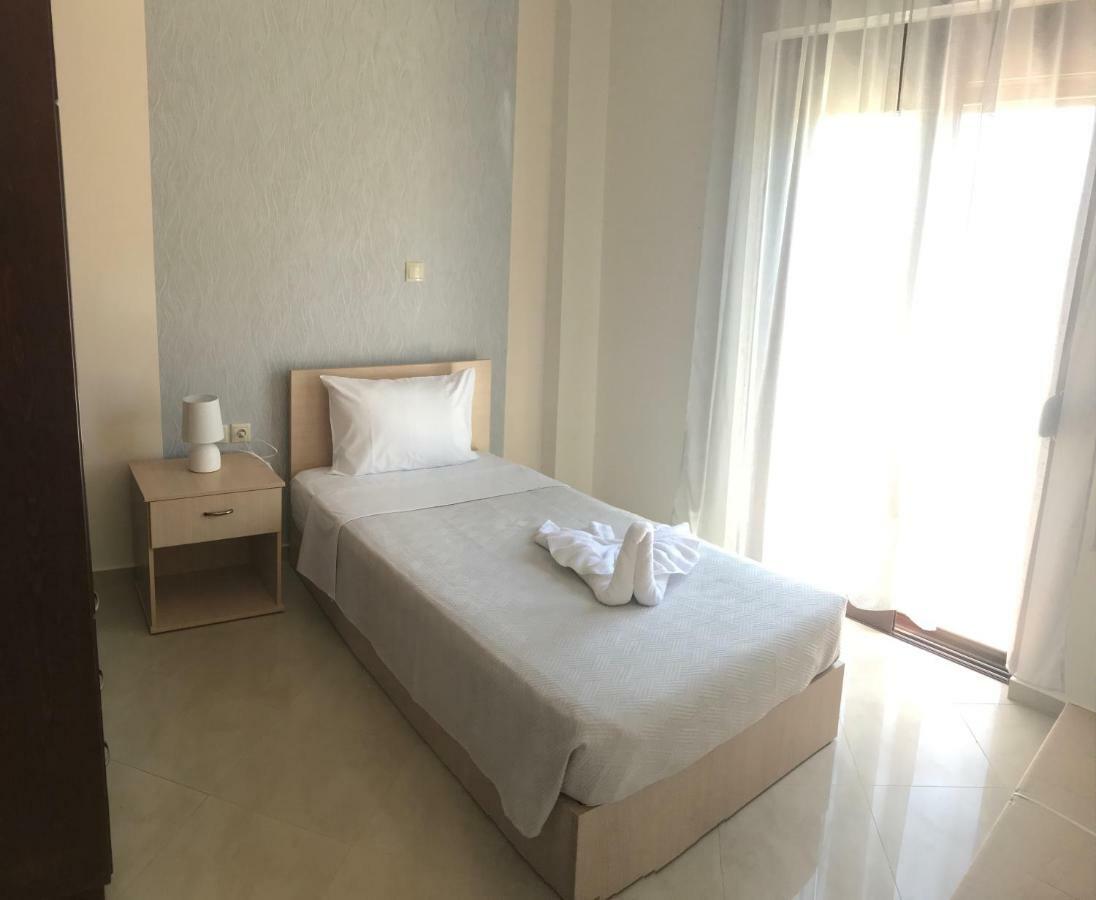 M&M Villa Kathiana Luaran gambar