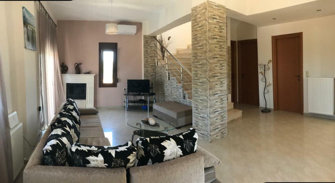 M&M Villa Kathiana Luaran gambar